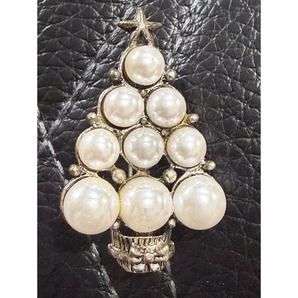 N/A vintage pearl